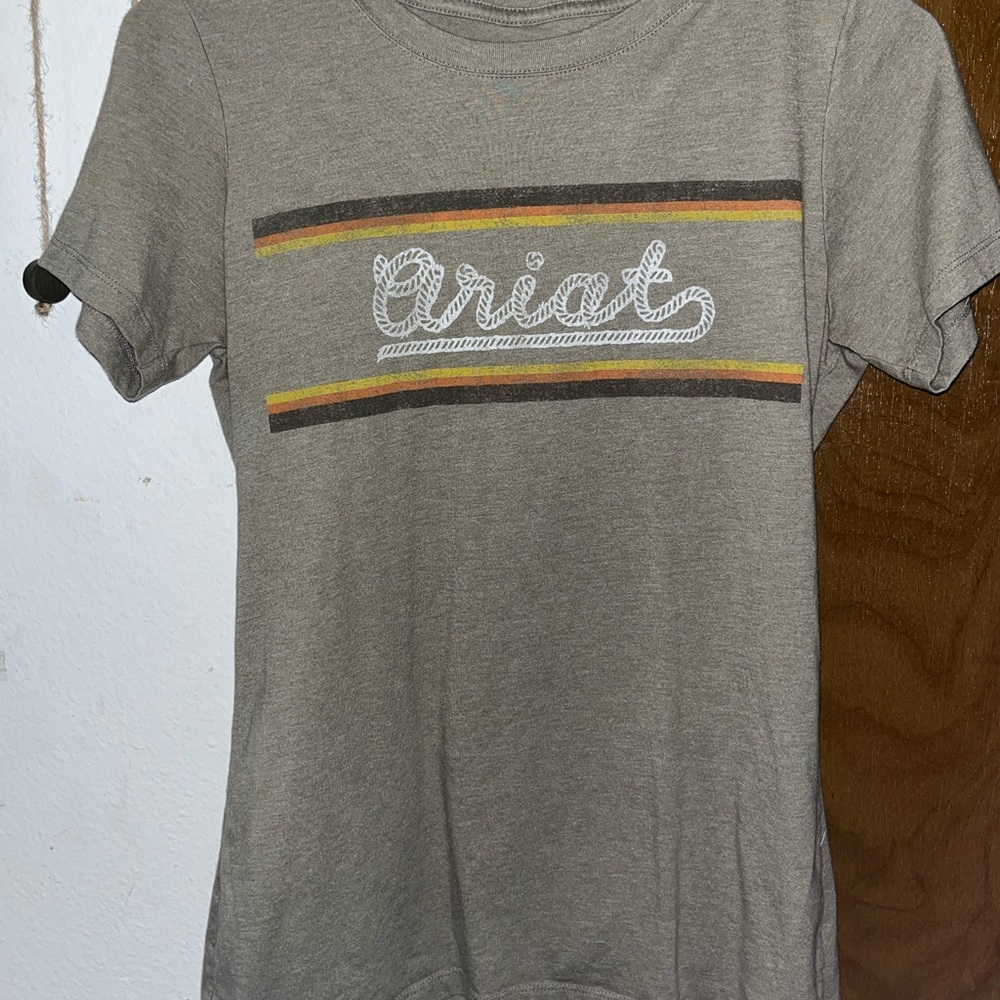 Green tee never worn size M fits tight